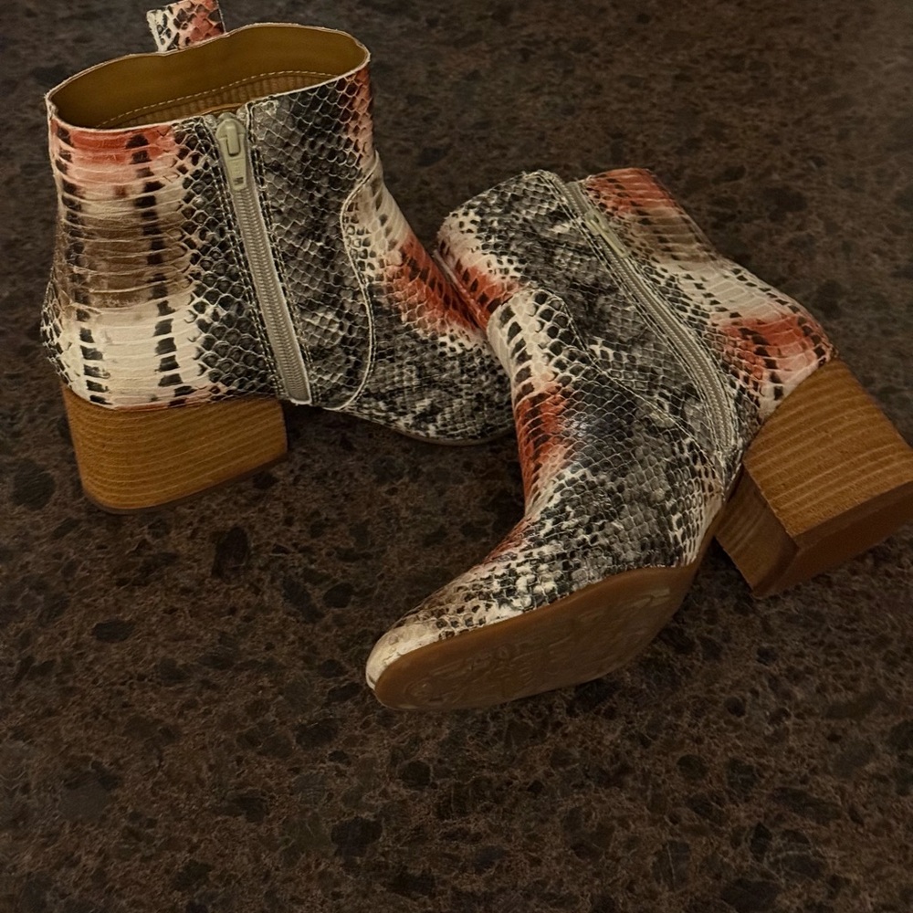 Kork-Ease Snakeskin Ankle Boots - Black, White, orange EUC